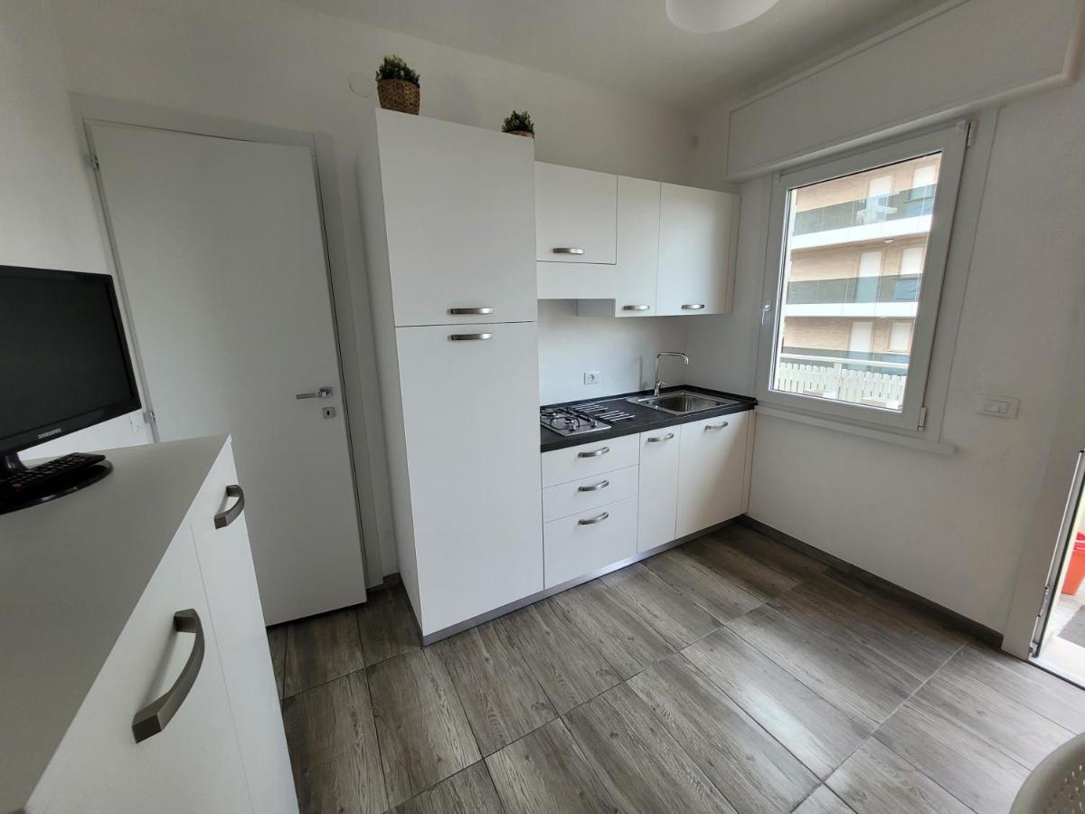 Arnica Apartment Lignano Sabbiadoro Eksteriør bilde